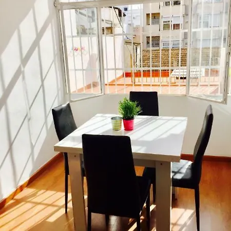 Casa 3 Dormitorios Con Terraza En Valencia Capital Apartamento Valência